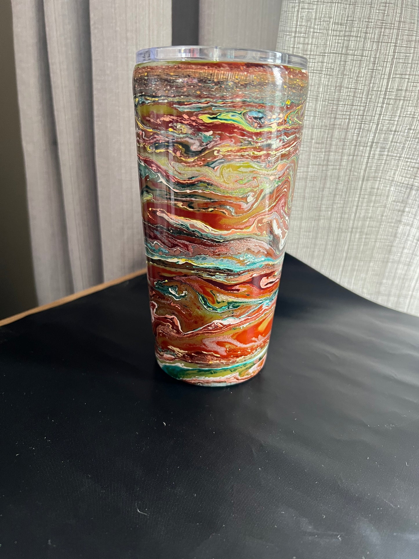 Huge 20oz travel tumbler