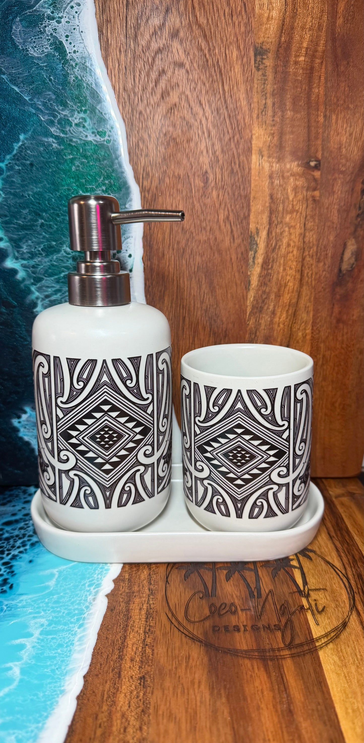 Manaaki Bathroom Set