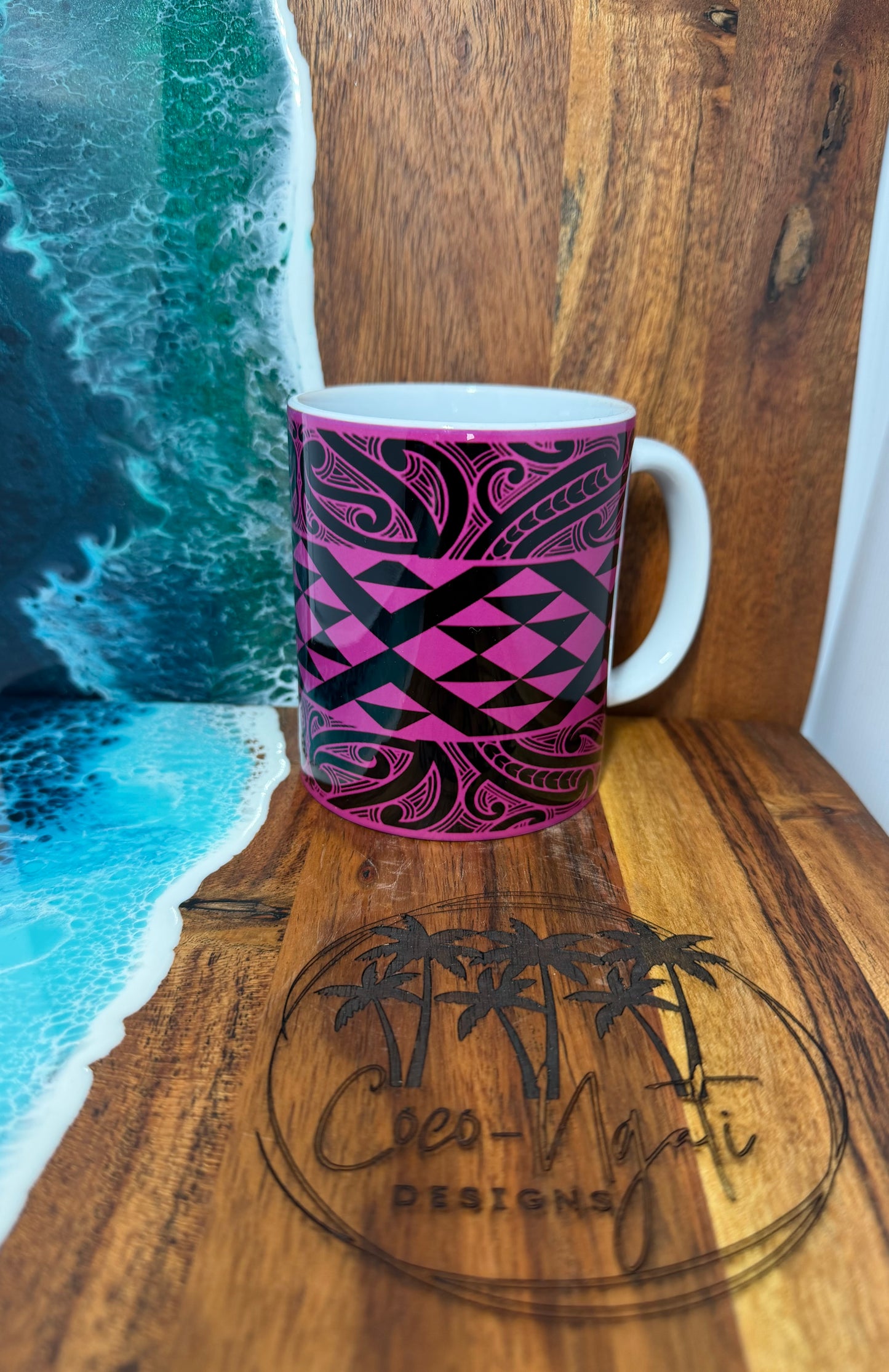 Tūhono Mugs & Tumblers