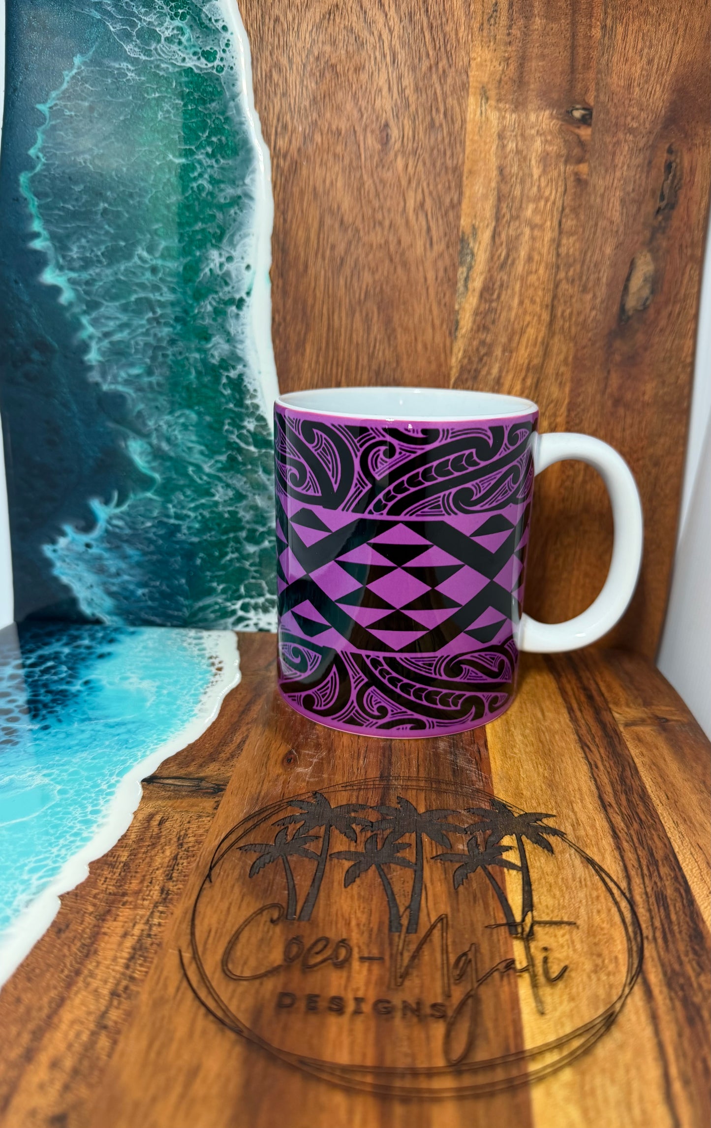 Tūhono Mugs & Tumblers