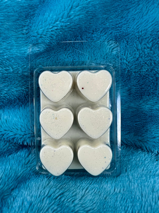 $2.50 Mystery clamshell wax melts
