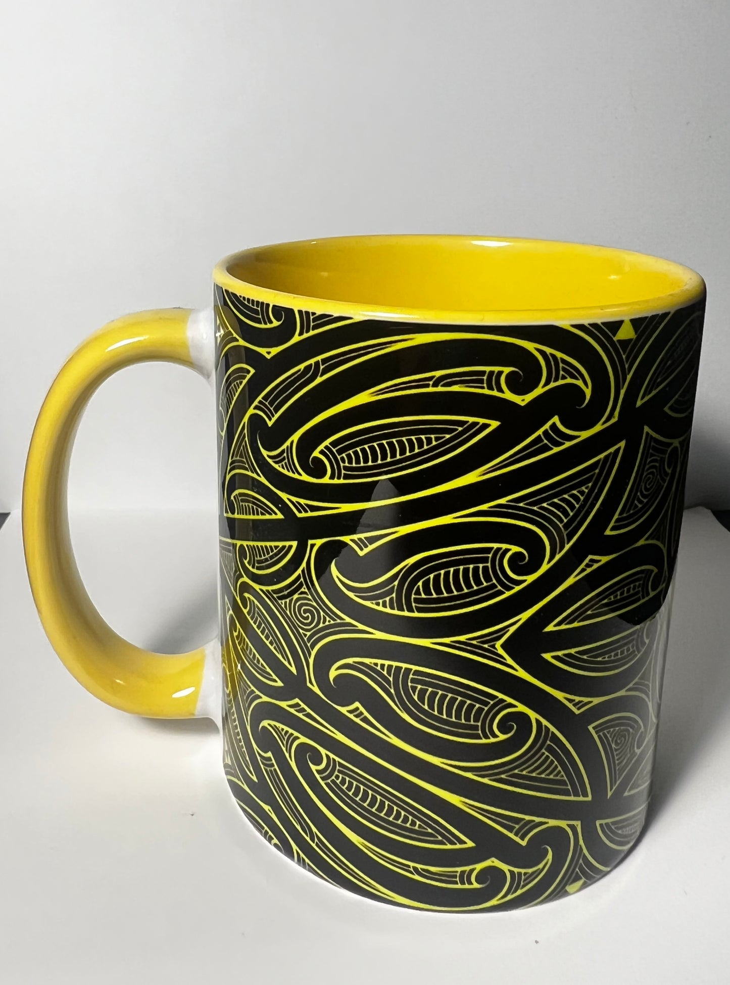 Atawhai Ceramic Mug - Colored Handle & Interior