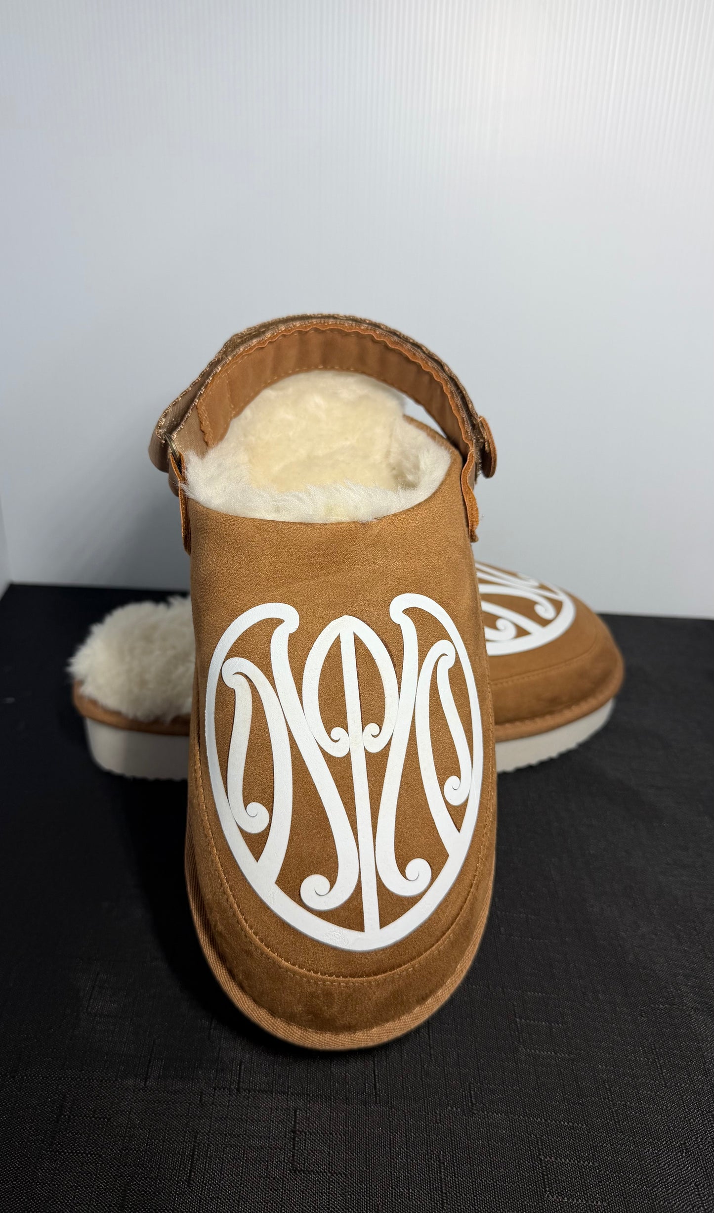 Brown Āhuru Slippers