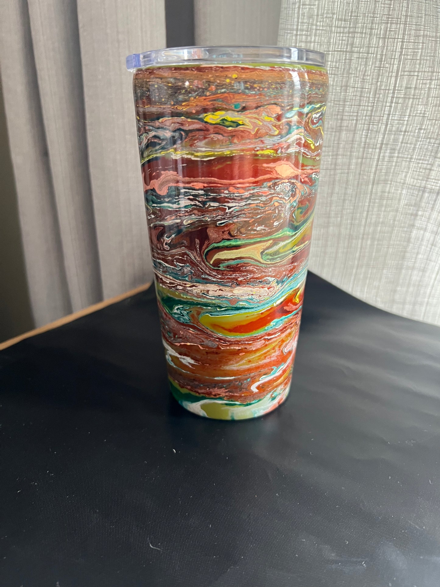 Huge 20oz travel tumbler