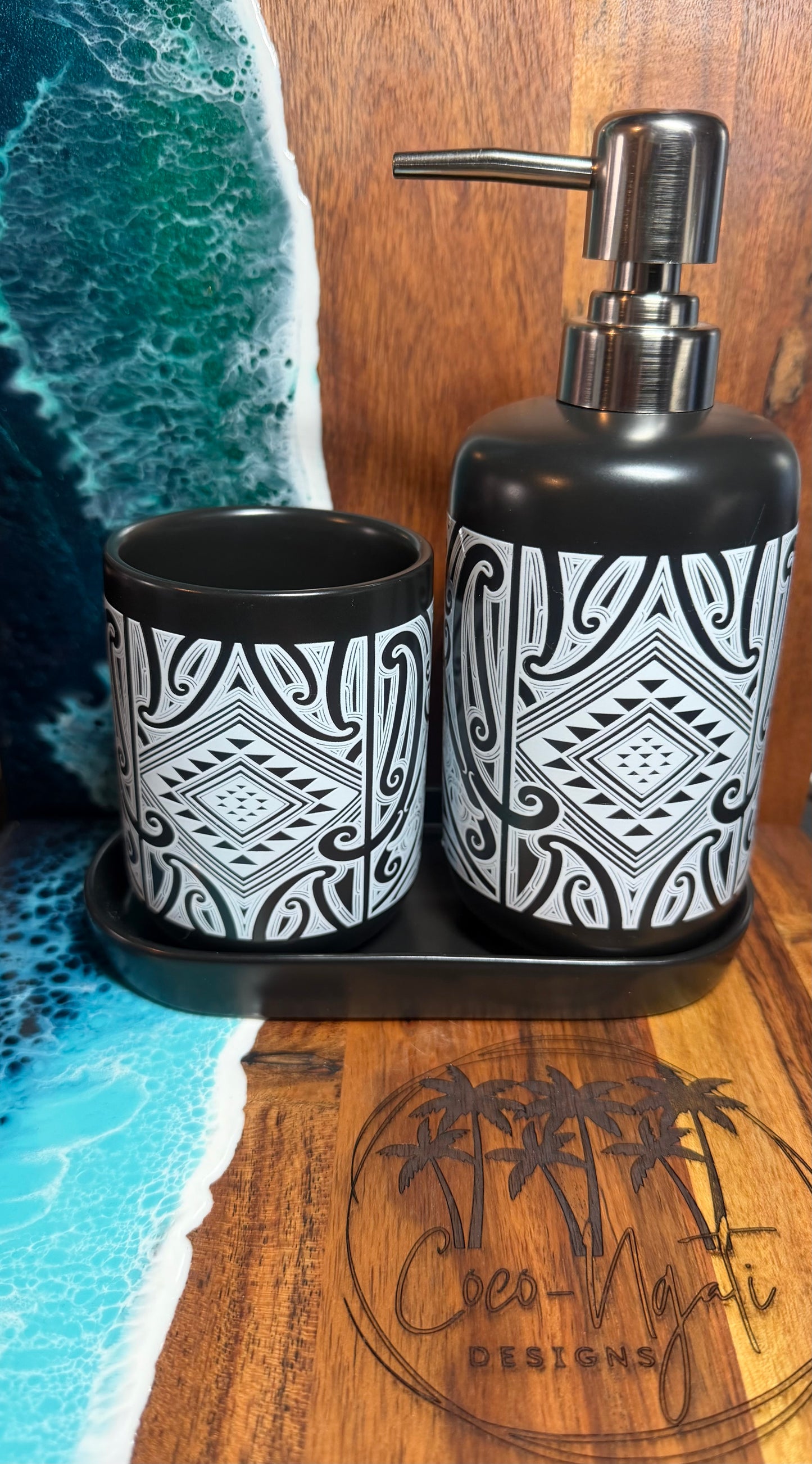 Manaaki Bathroom Set