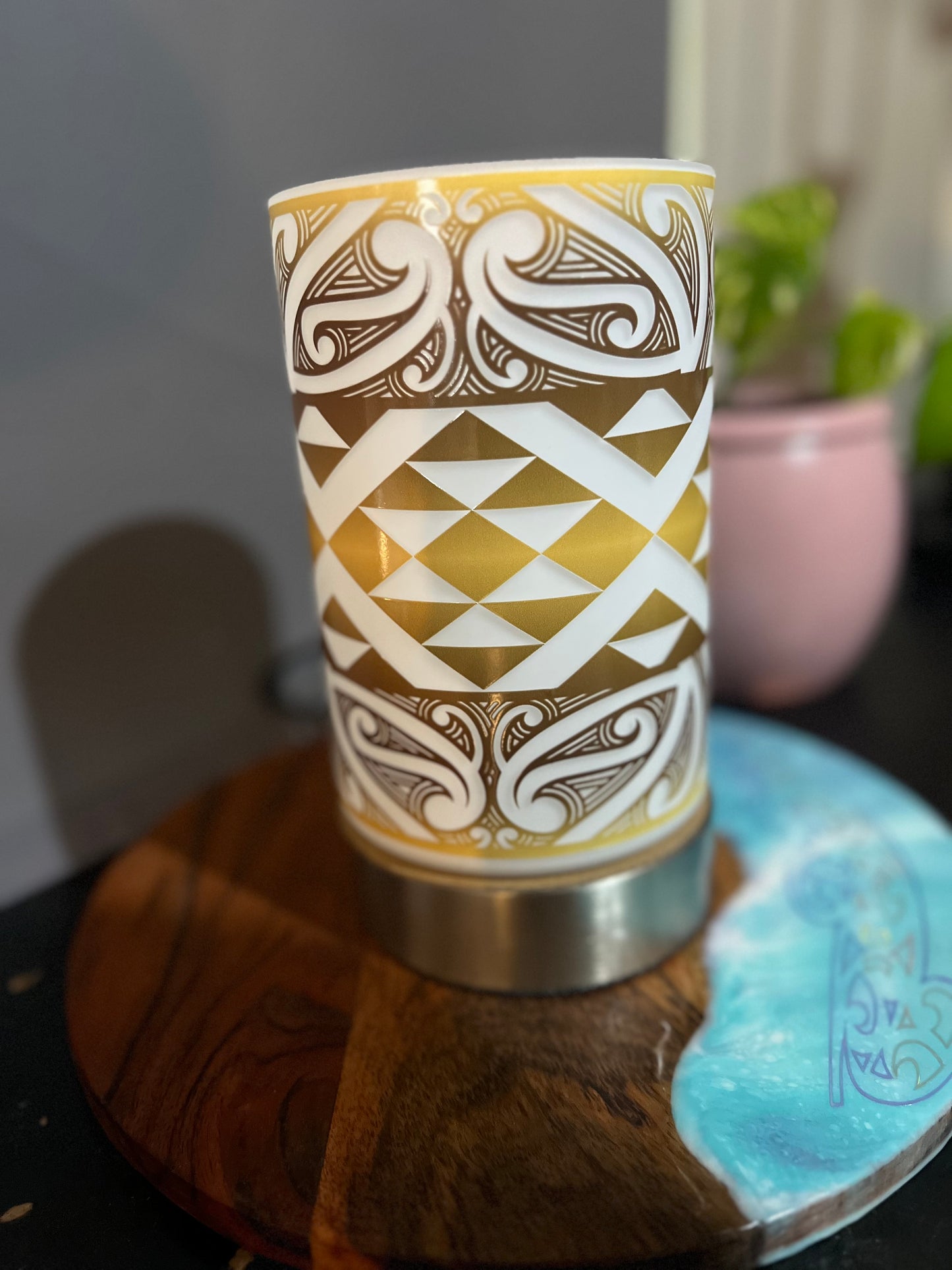 Tūhono Touch Lamps Limited Release