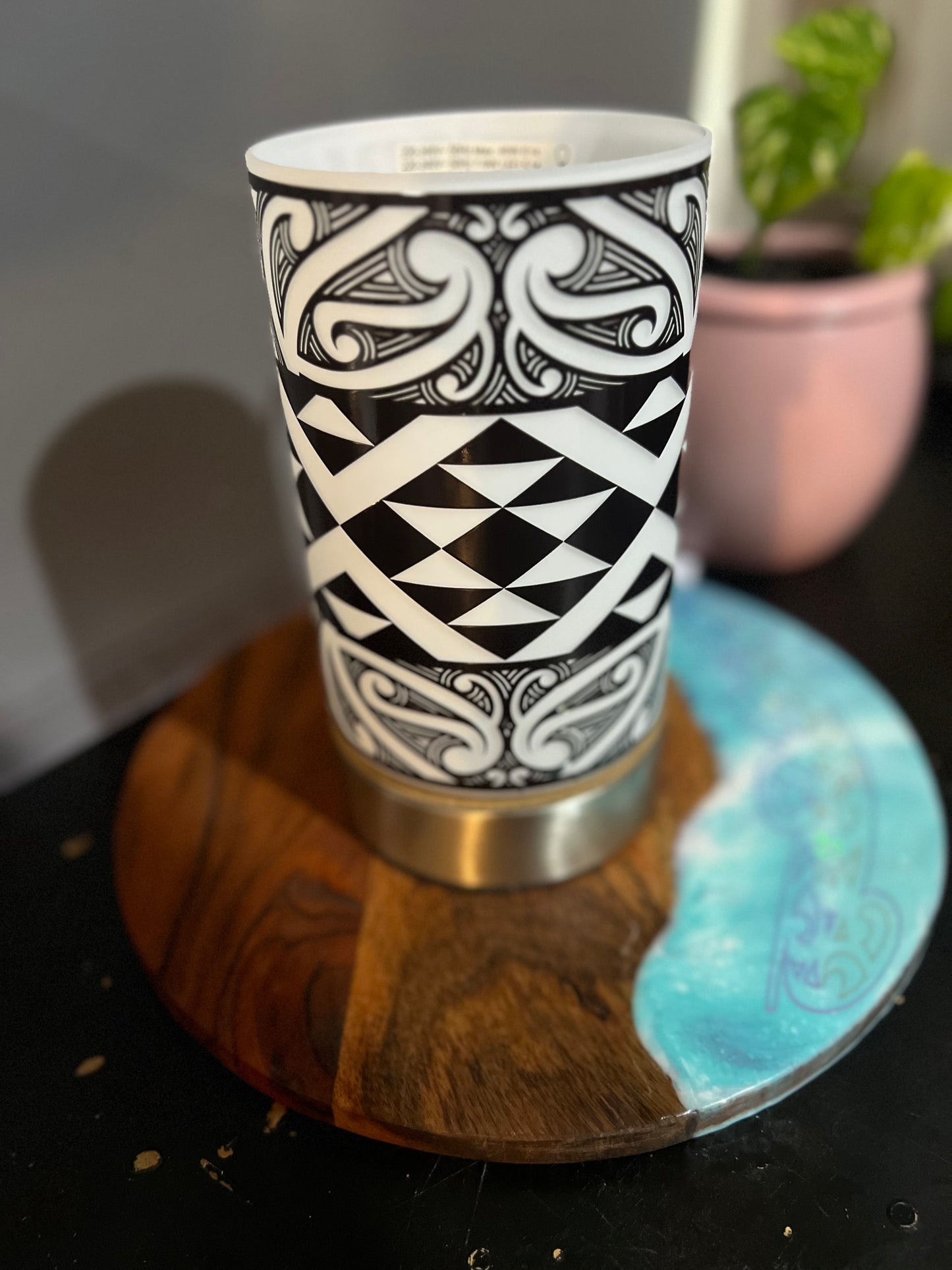 Tūhono Touch Lamps Limited Release